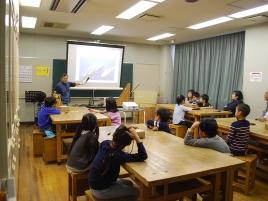 11/16 なんがい児童館でカタパルトを作って遊ぶ