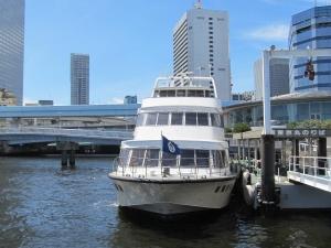「新東京丸」で東京港を視察