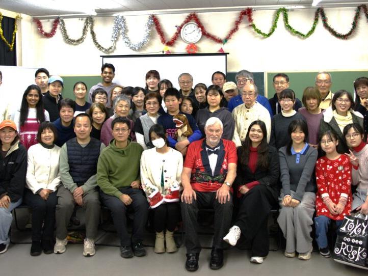 にほんご友の会 ｢忘年クリスマス会｣を開催