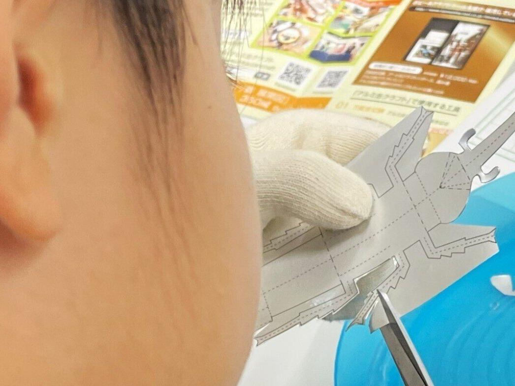新宿区で「アルミ缶ものづくり体験教室」を実施しました。